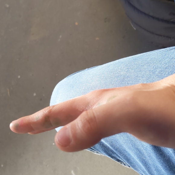 My hand - Picture 3 of 5